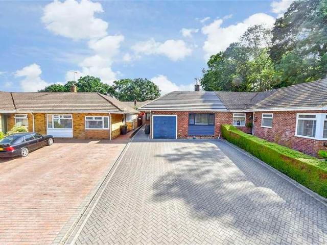 House for sale in Spring Vale, Hampshire