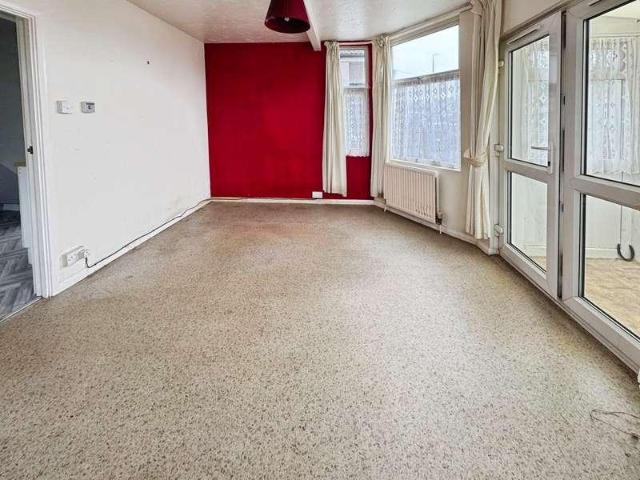 House for sale in Dale Hill, Essex