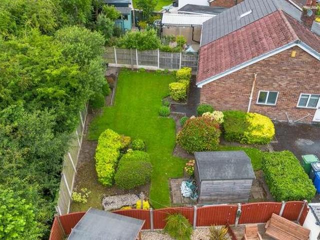 House for sale in Lingley Green, Warrington