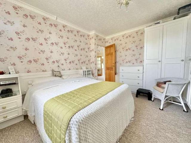 House for sale in West Bromwich, Charlemont