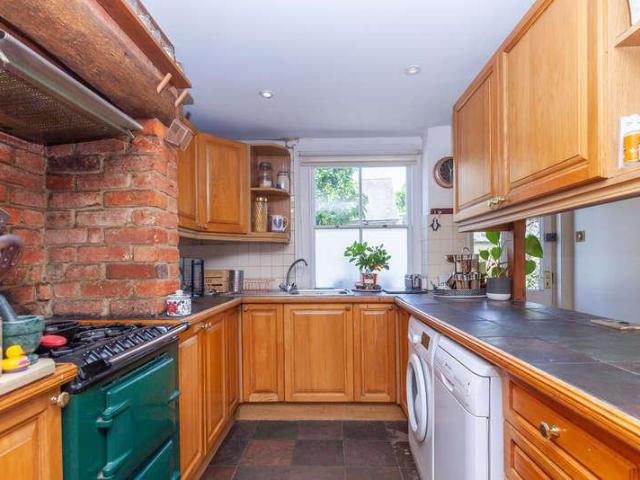 House for sale in Black Bourton, Oxfordshire