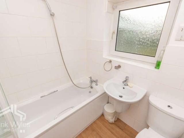 House for sale in Freckleton, Lancashire