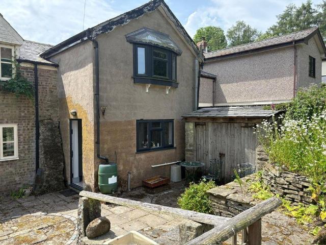 House for sale in Bromsberrow Heath, Gloucestershire