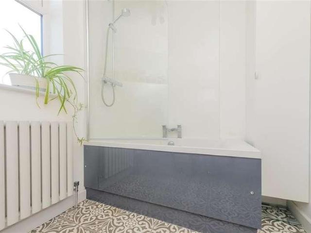 House for sale in Hook Green, Hamerton
