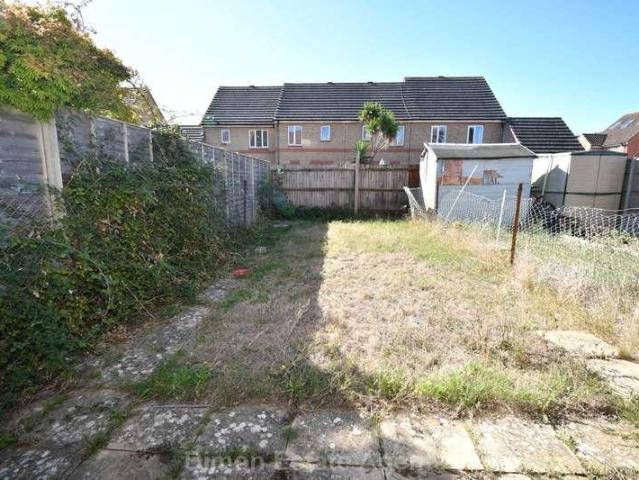 House for sale in Rowner, Middlecroft