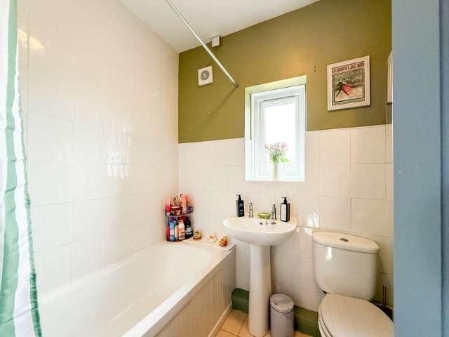 House for sale in Holme Valley, Honley