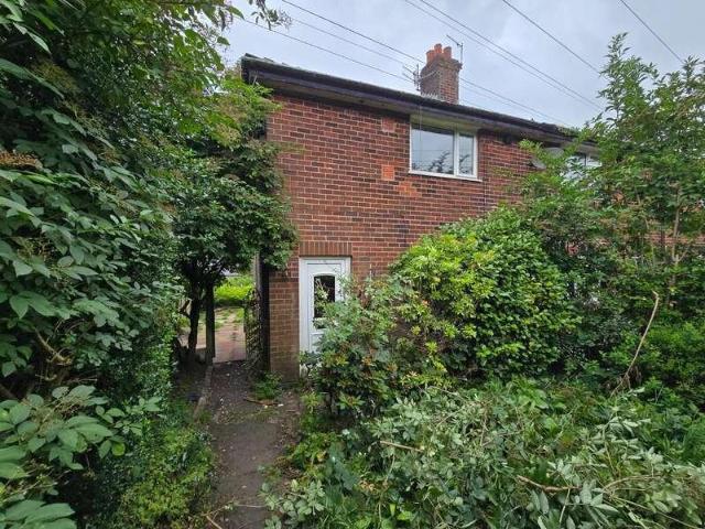 House for sale in Shuttleworth, Bury