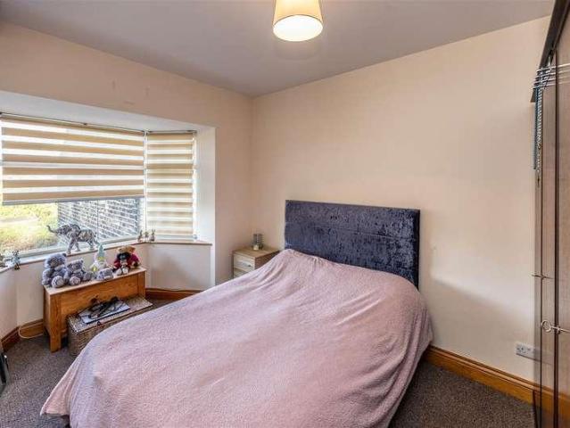 House for sale in Waterloo, Almondbury