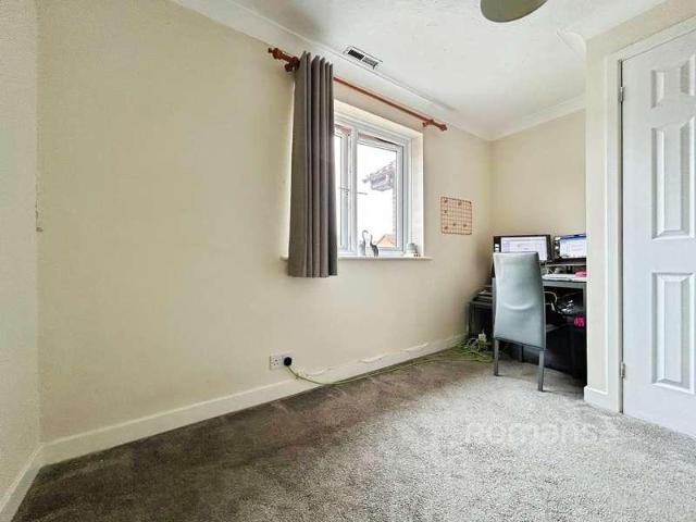 House for sale in Zebon Copse, Hart