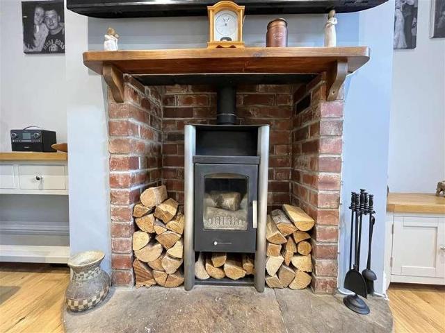 House for sale in Padfield, High Peak