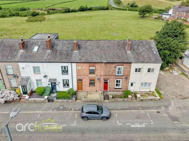 House for sale in Howe Bridge, Wigan