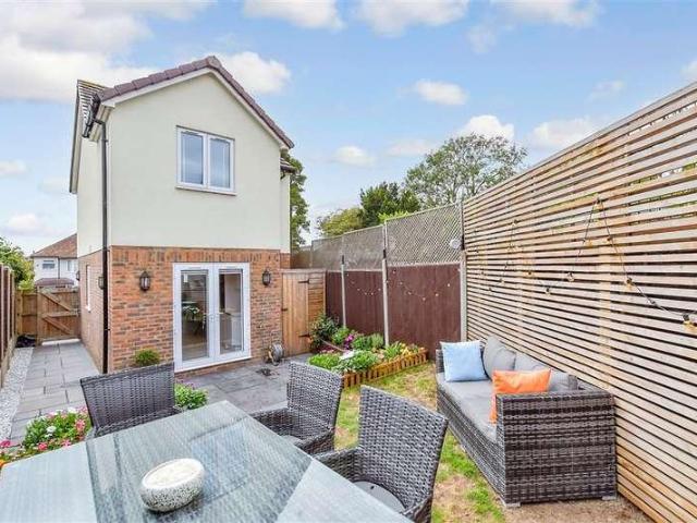 House for sale in Barming, Midway