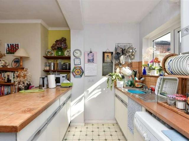 House for sale in Westbrook, Acol