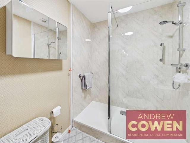 House for sale in South Cliff, Kepwick
