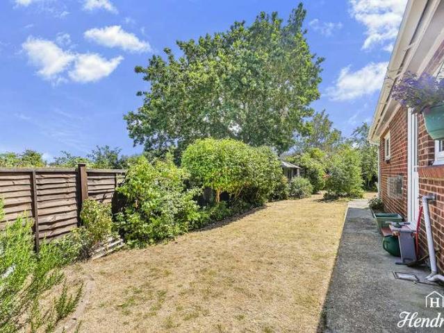House for sale in Ashingdon, Barling