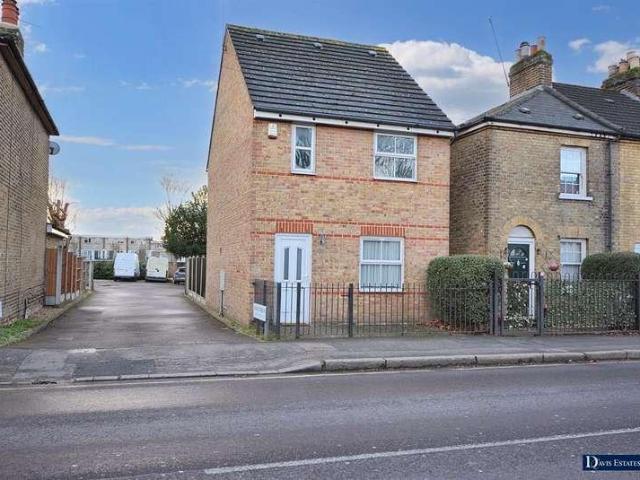House for sale in Hornchurch, Greater London