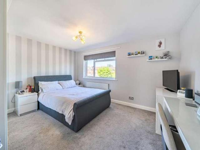 House for sale in Greater London