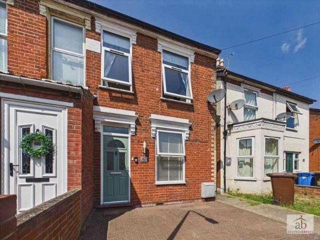 House for sale in Key Street, Suffolk