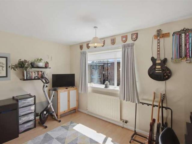 House for sale in Loundsley Green, East Midlands
