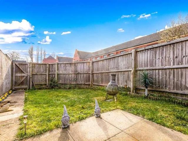 House for sale in Belgrave, Old Wharf