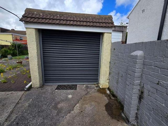 House for sale in Sarn, Wales