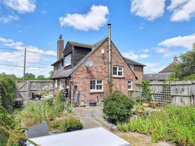House for sale in Stone-cum-Ebony, Bridgefield