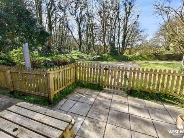 House for sale in Trefin, Wales