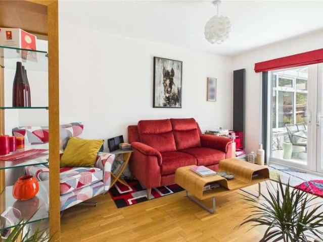 House for sale in Haydon Wick, Swindon