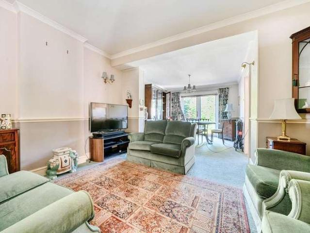 House for sale in Ickenham, Greater London