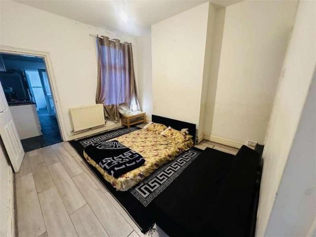 House for sale in Ball Hill, West Midlands
