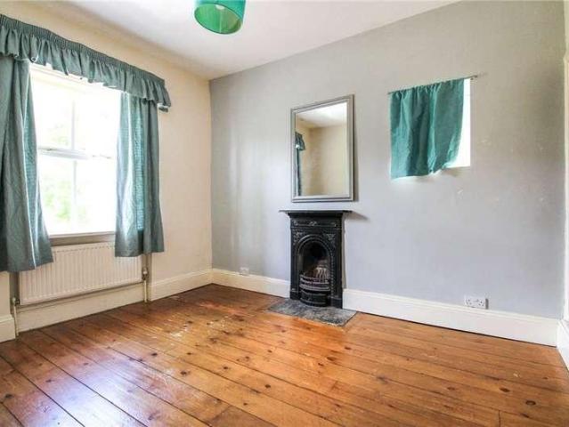 House for sale in Shaw Lane, Yeadon