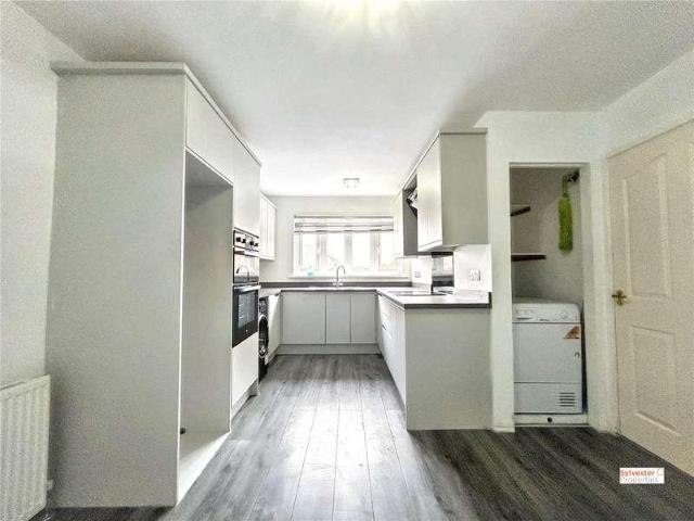 House for sale in Stanley