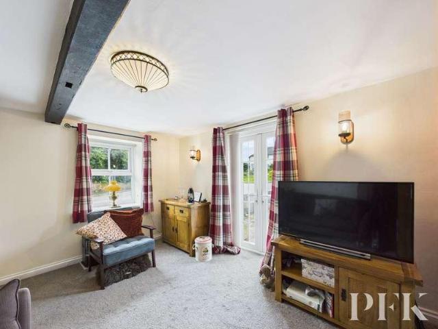 House for sale in Fell Lane