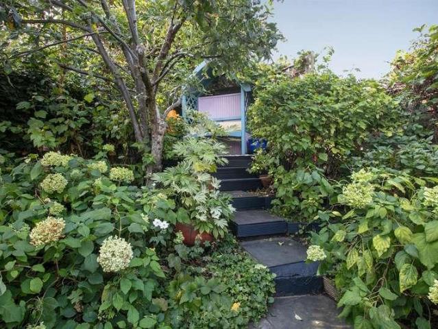 House for sale in Clifton Estate, Greater London