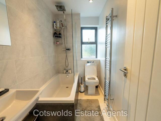House for sale in Pamington, Gloucestershire