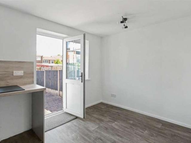 House for sale in Gedling, East Midlands