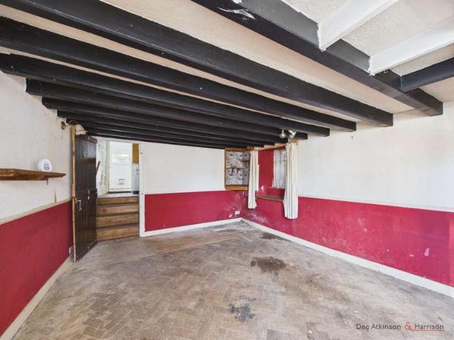 House for sale in Falsgrave, Scarborough
