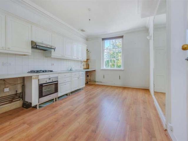 House for sale in Belsize Park, Greater London