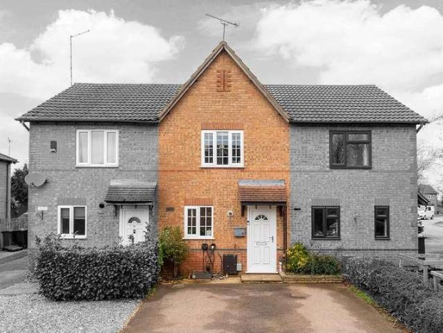 House for sale in East Hunsbury, Far Cotton