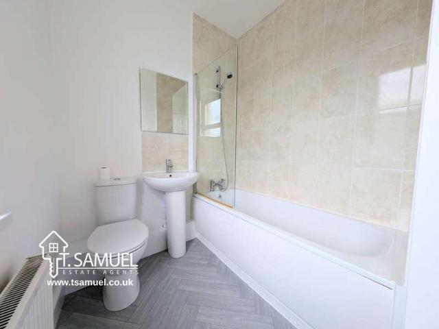 House for sale in Miskin, Wales