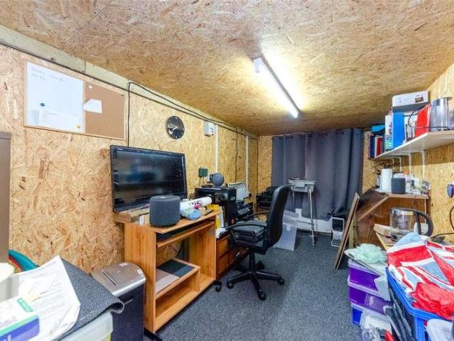 House for sale in Porthmadog