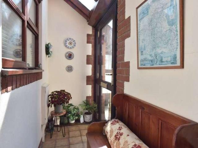 House for sale in Kingswinford, West Midlands