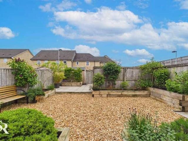 House for sale in Wash, Charlesworth