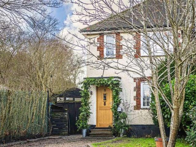 House for sale in Pouchen End, Hertfordshire