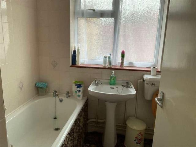House for sale in Westbrook, Acol