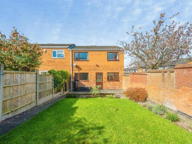 House for sale in Kettlebrook