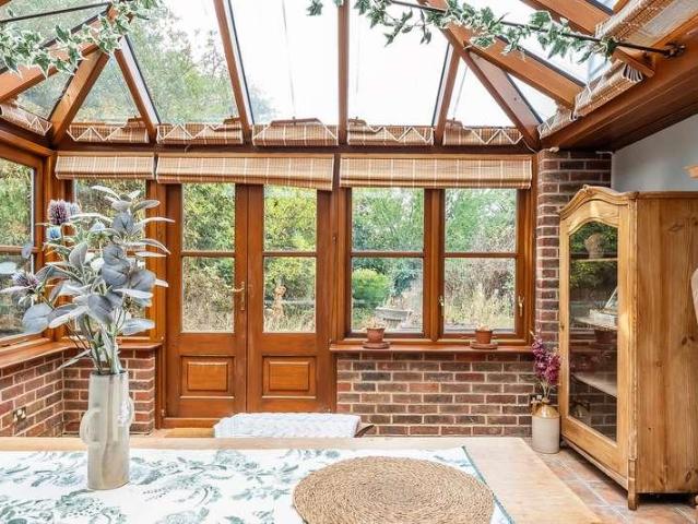 House for sale in Sandown Park, Kent