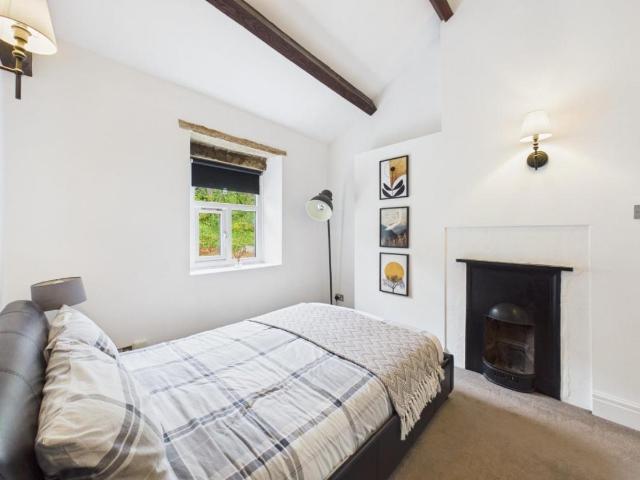House for sale in Crossflatts, West Yorkshire