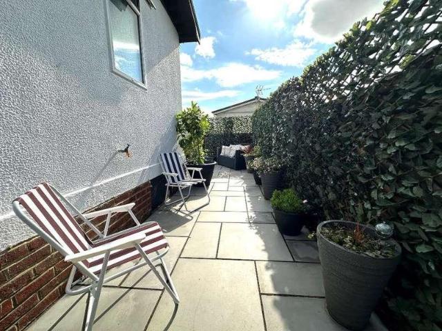 House for sale in Slip End, Bedfordshire