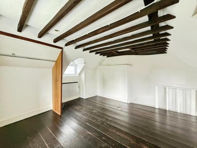 House for sale in Oakridge Lynch, School House